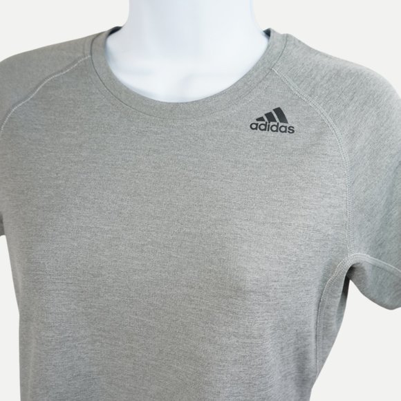 adidas Womens AeroReady Gray Short Sleeve Pullover T-Shirt Sport | XS - Picture 3 of 6